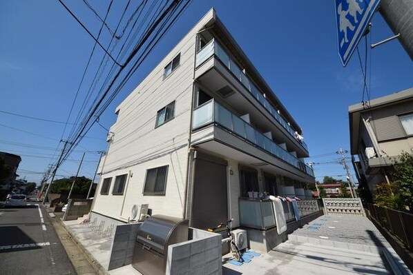 ヴィラージュの物件外観写真